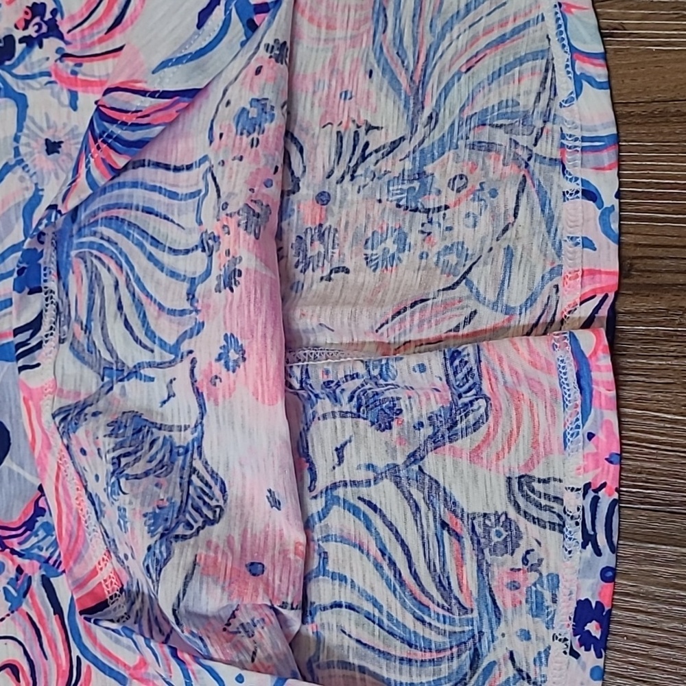 Lilly Pulitzer Pink and Blue Swirl Top used good condition zise XS - Picture 5 of 7